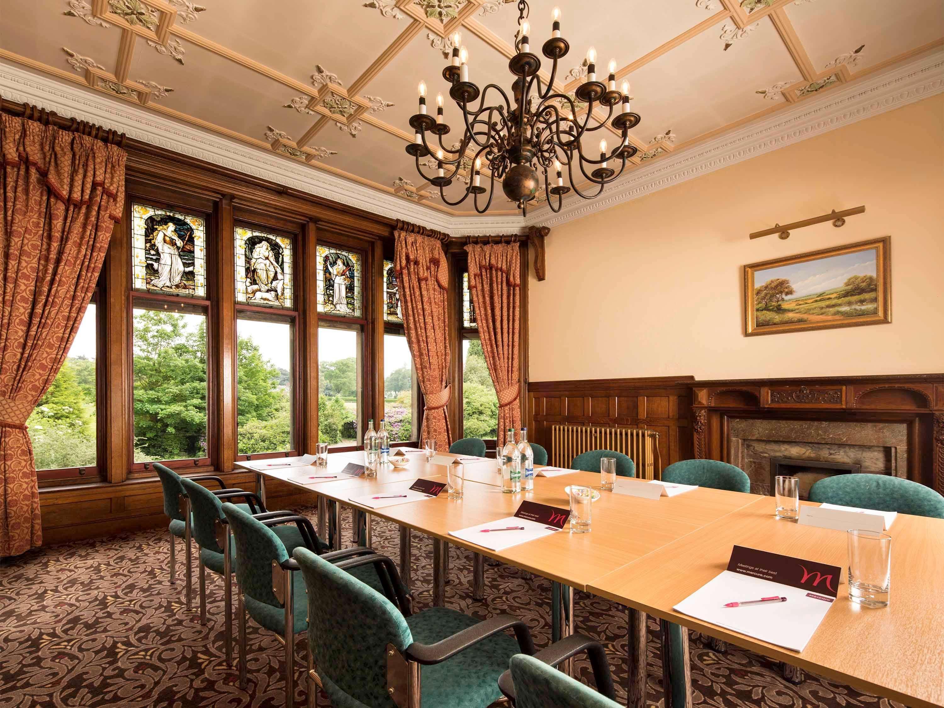 เมอร์เคียว เบอร์ตัน อัพพอน เทรนท์ นิวตัน พาร์ค Hotel Burton-upon-Trent ภายนอก รูปภาพ